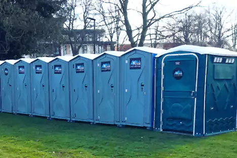 accessible toilet hire